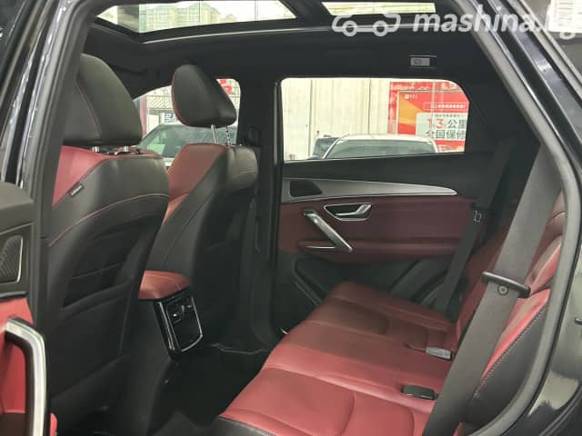 Jetour X70 PLUS 1.5 AMT