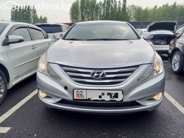 Hyundai Sonata VI (YF) 2.0 AT Газ
