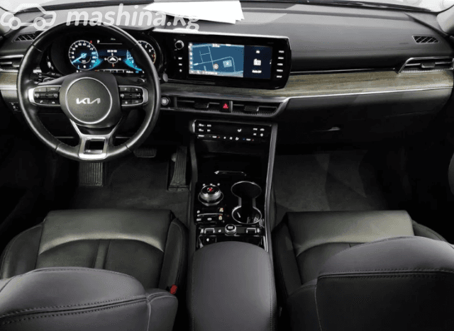 Kia K5 III 2.0 AT