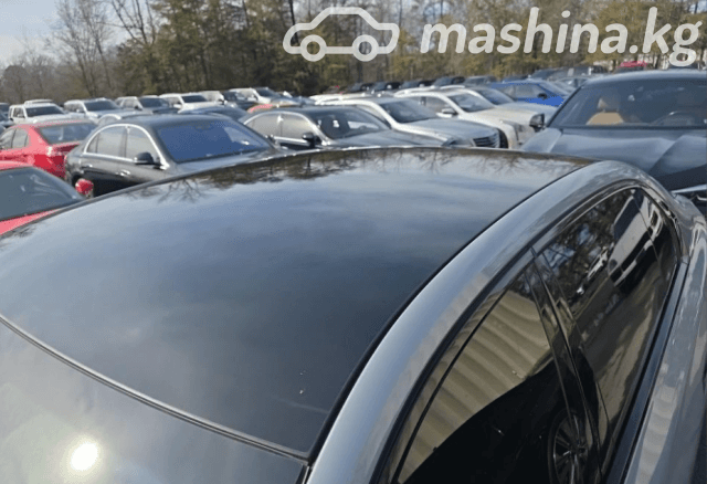 BMW 7 серии VII (G70) 760i xDrive 4.4 AT 4WD