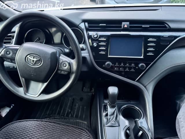 Toyota Camry VIII (XV70) 2.5 AT