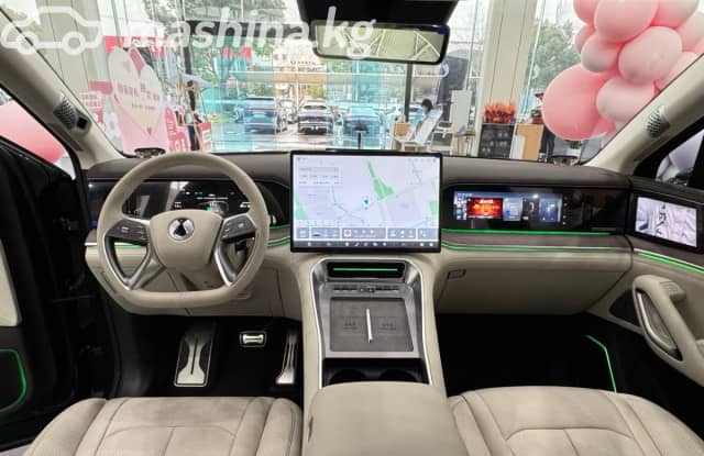 Denza N9 2.0hyb CVT 4WD