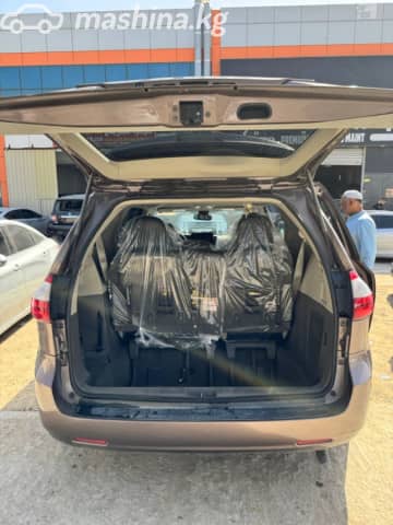 Toyota Sienna III Рестайлинг 2 3.5 AT