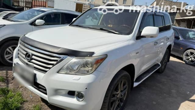 Lexus LX III 570 5.7 AT 4WD