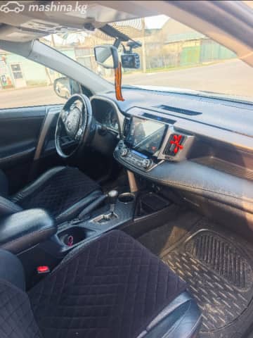 Toyota RAV4 IV (XA40) 2.5 AT 4WD