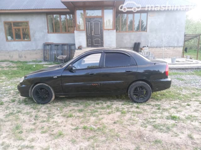 Chevrolet Lanos I 1.5 MT