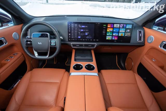 LiXiang L9 Рестайлинг 1.5hyb AT 4WD