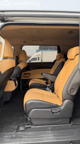 Kia Carnival IV 2.2d AT