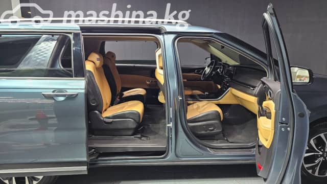 Kia Carnival IV 2.2d AT