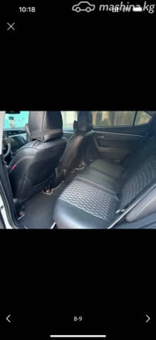 Toyota Corolla XI (E160, E170, E180) Рестайлинг 1 1.6 CVT