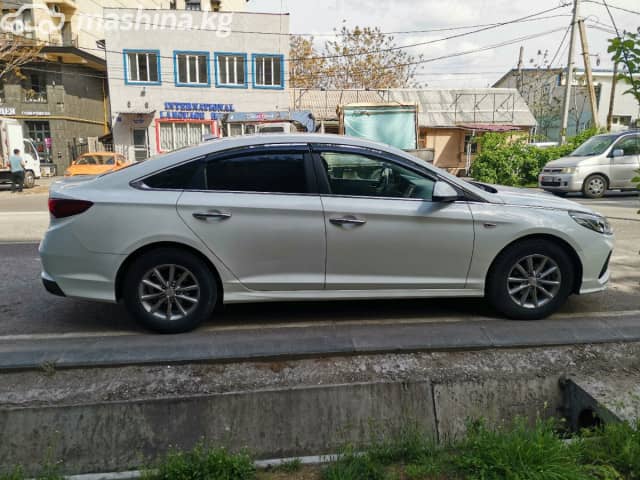 Hyundai Sonata VII (LF) Рестайлинг 2.0 AT