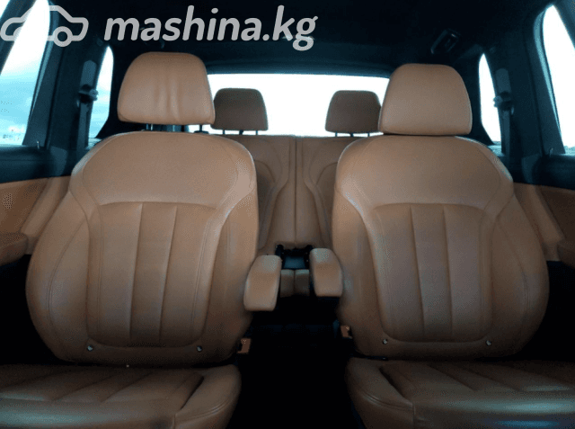 BMW X7 I (G07) M50i 4.4 AT 4WD
