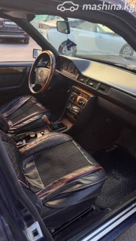 Mercedes-Benz E-Класс I (W124) 220 2.2 MT