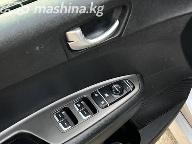 Kia K5 II 2.0 AT