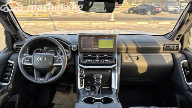 Toyota Land Cruiser 300 Series 3.4d AT 4WD