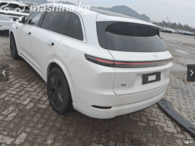 LiXiang L7 Рестайлинг 1.5hyb AT 4WD