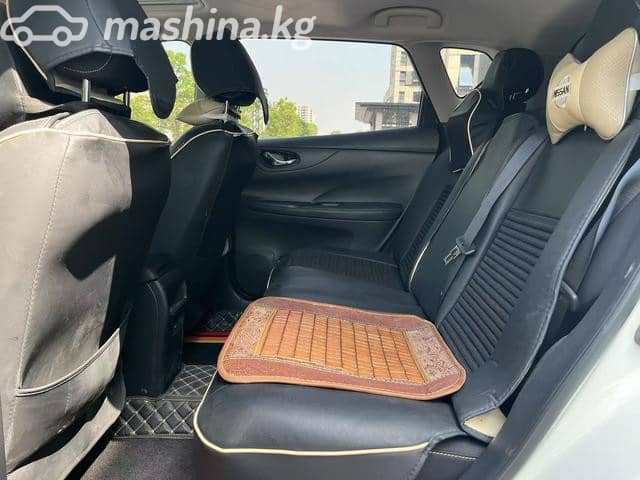 Nissan Tiida II (China Market) 1.6 CVT