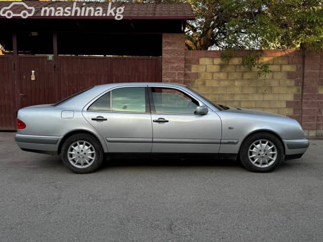 Mercedes-Benz E-Класс II (W210, S210) 320 3.2 AT
