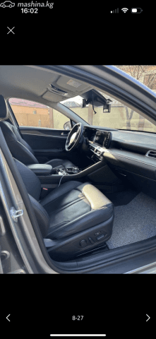 Kia K5 III LPi 2.0 AT