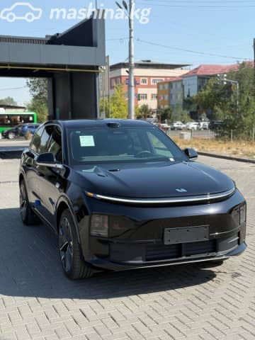 LiXiang L6 1.5hyb AT 4WD