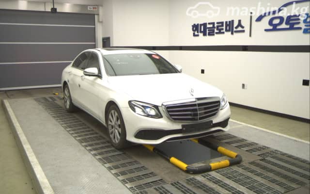 Mercedes-Benz E-Класс V (W213, S213, C238) 300 2.0 AT 4WD