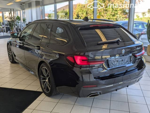 BMW 5 серии VII (G30/G31) Рестайлинг 520i 2.0 AT