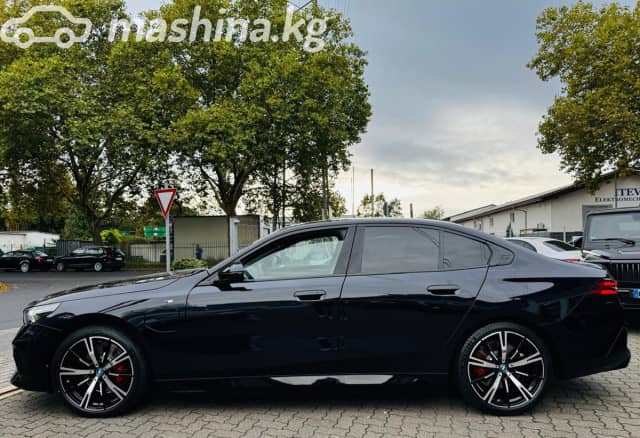 BMW 5 серии VIII (G60/G61/G68) 530e xDrive 2.0hyb AT 4WD