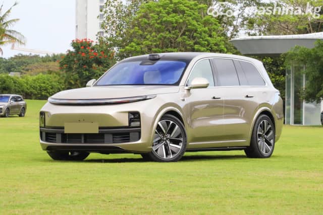 LiXiang L9 Рестайлинг 1.5hyb AT 4WD