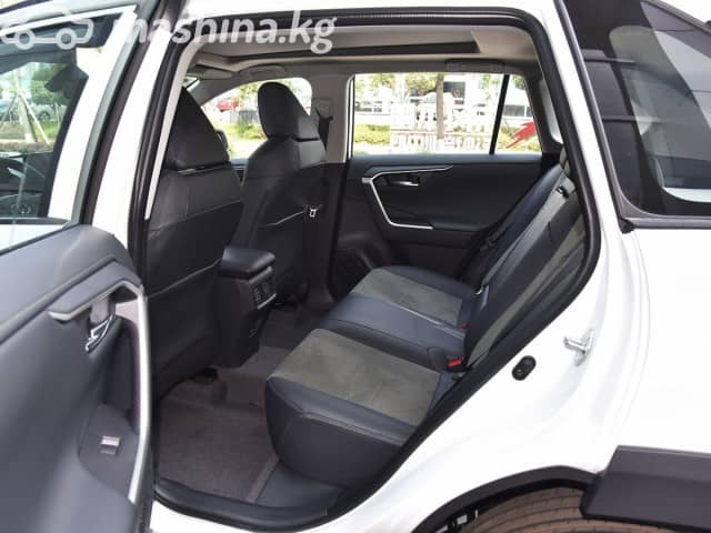 Toyota RAV4 V (XA50) 2.0 CVT