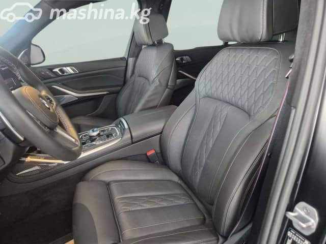 BMW X7 I (G07) Рестайлинг M60i 4.4 AT 4WD