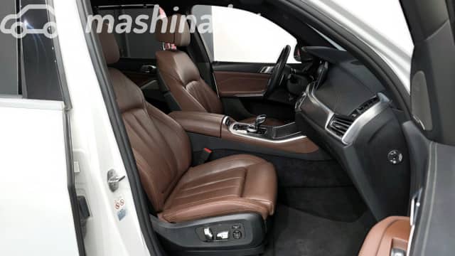 BMW X5 IV (G05/G18) 40i 3.0 AT 4WD