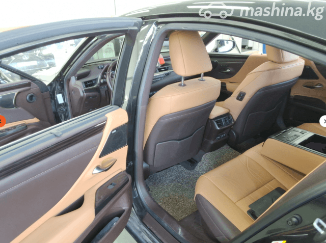 Lexus ES VII 300h 2.5hyb CVT