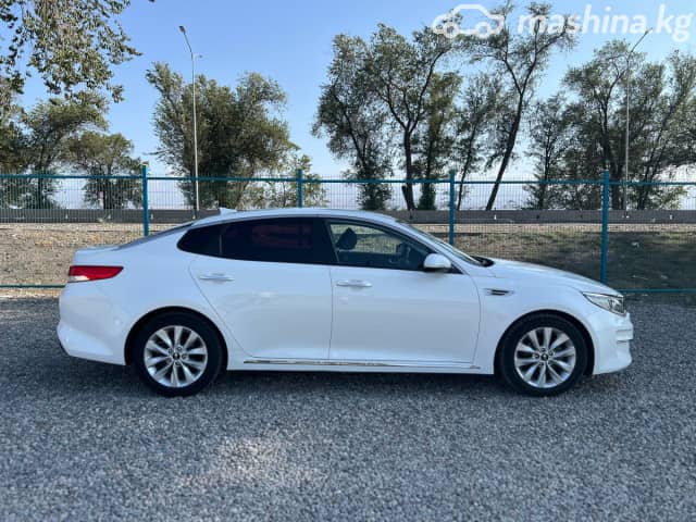 Kia K5 II 2.0 AT