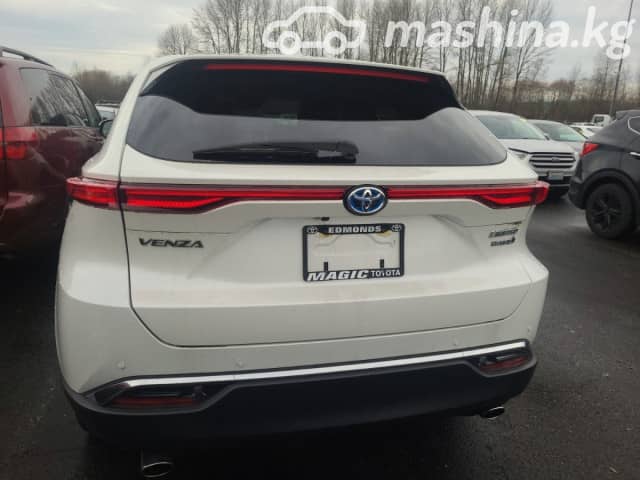 Toyota Venza II 2.5hyb CVT 4WD