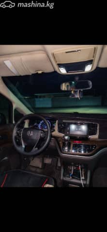 Honda Odyssey V Рестайлинг 2.4 CVT