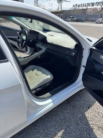 Hyundai Avante VII 1.6 AMT