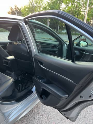 Toyota Camry VIII (XV70) 2.5 AT