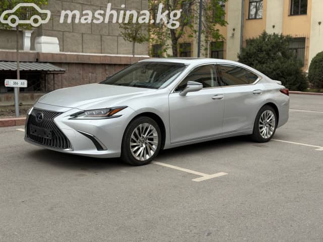 Lexus ES VII