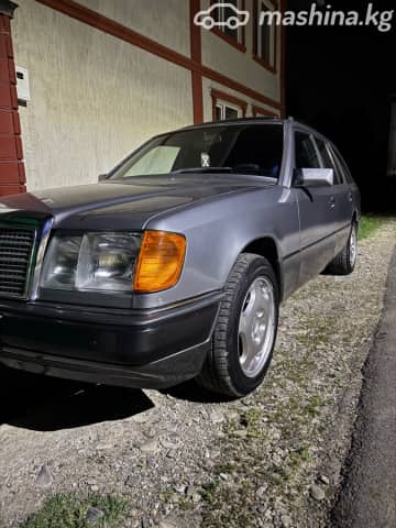 Mercedes-Benz E-Класс I (W124) 220 2.2 MT