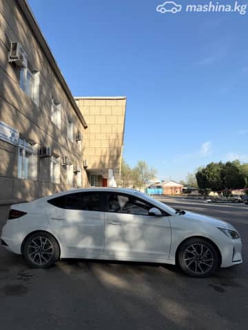 Hyundai Avante VI Рестайлинг 1.6 CVT
