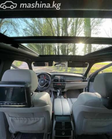 BMW X5 II (E70) 30i 3.0 AT 4WD