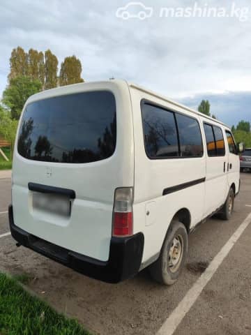 Nissan Urvan IV (E25) 2.0 MT