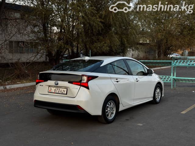 Toyota Prius IV Рестайлинг (XW50) 1.8hyb AT