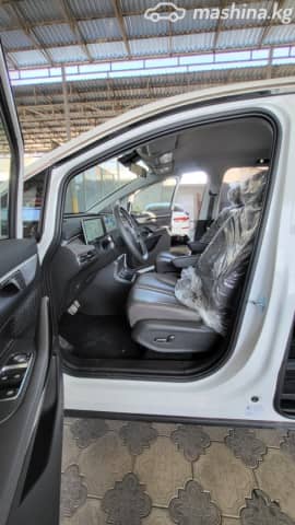 Maxus MIFA 9 90 kWh Electro AT