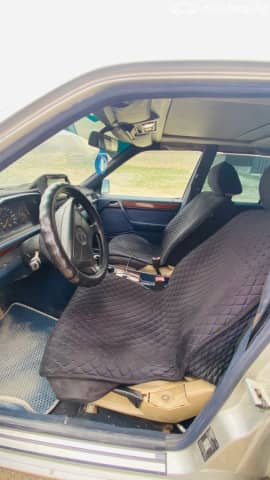 Mercedes-Benz E-Класс I (W124) 220 2.2 MT