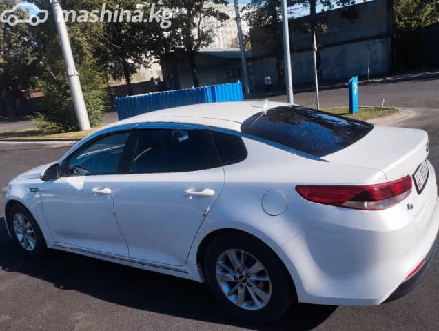 Kia K5 II 2.0 AT