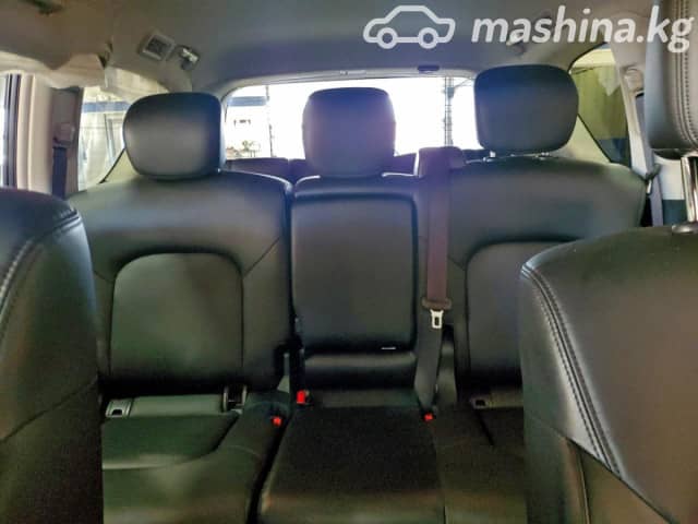 Nissan Armada II Рестайлинг 5.6 AT