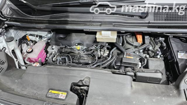 Toyota Alphard IV 2.5hyb CVT 4WD