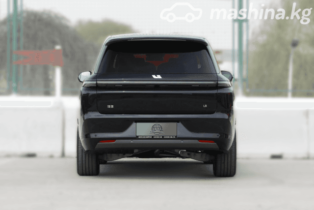 LiXiang L8 Рестайлинг 1.5hyb AT 4WD
