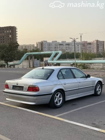 BMW 7 серии III (E38) Рестайлинг 740i 4.4 AT